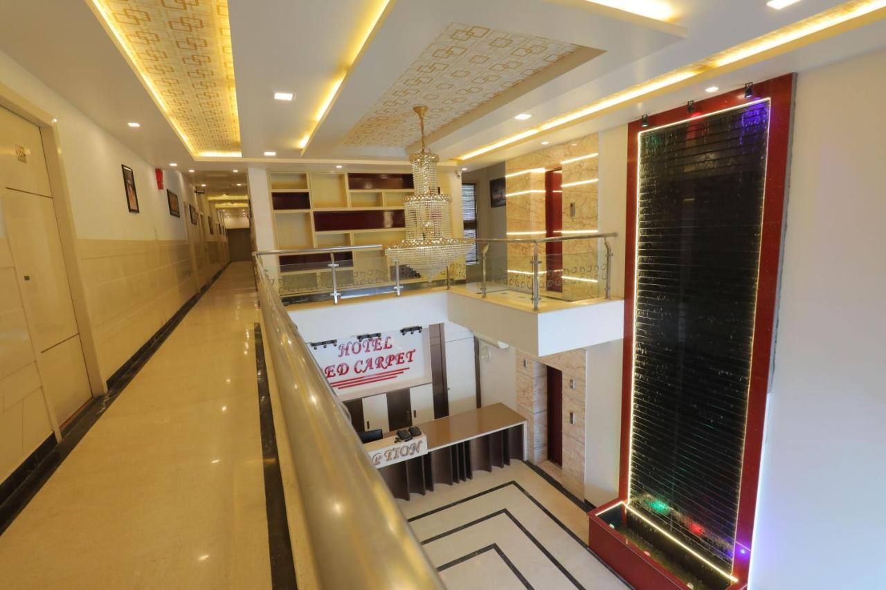 Hotel Sahib'S Red Carpet - Family & Corporate Hotel Chain Agra  Zewnętrze zdjęcie